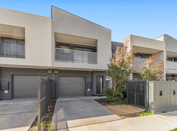 3 Rhynhurst Street, Clyde North, Vic 3978