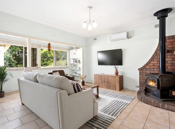 56 Preston Street, Figtree, NSW 2525