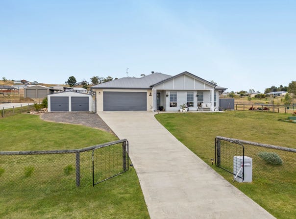 8 Ridgevale Drive, Regency Downs, Qld 4341