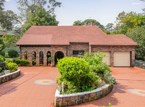 17 Parkwood Grove, West Pymble, NSW 2073