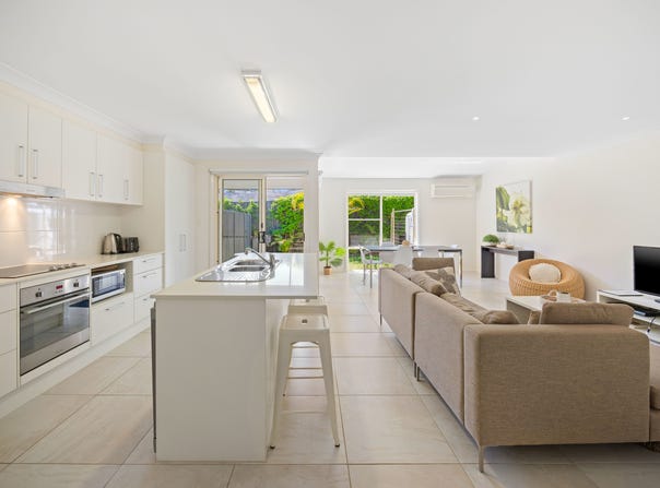 1/3 Wesley Avenue, Port Macquarie, NSW 2444
