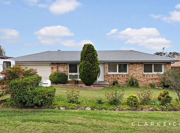 24 Mumford Avenue, Thornton, NSW 2322
