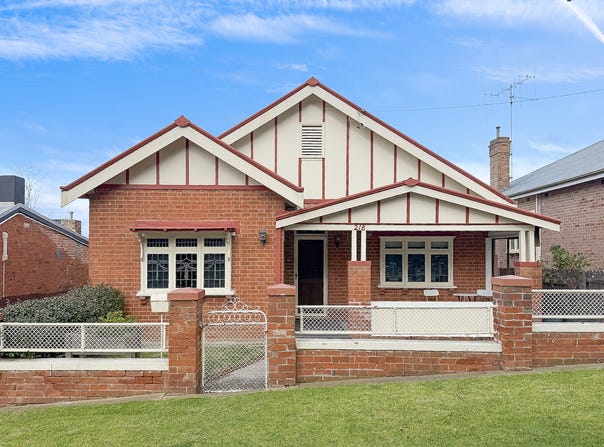 218 Peel Street, Bathurst, NSW 2795