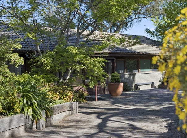 5 Don Place, Spence, ACT 2615