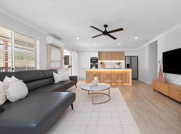 84 Wanda Road, Upper Mount Gravatt, Qld 4122