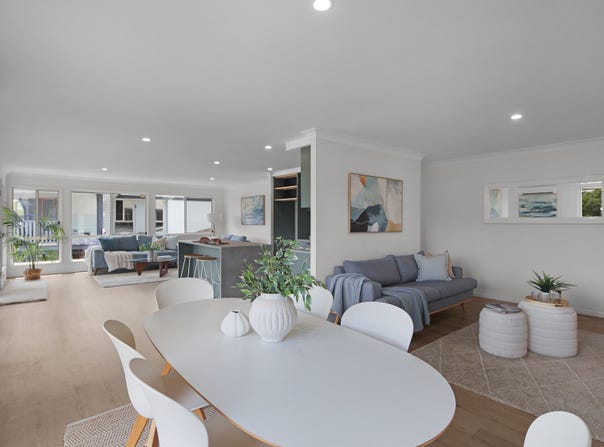 15 Madison Place, Carina, Qld 4152