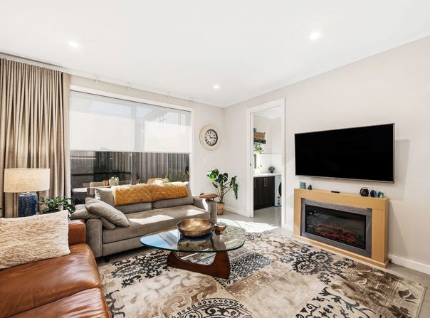 2/11 Grundy Terrace, Christies Beach, SA 5165