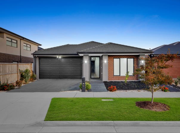 13 Carcoola Rise, Clyde North, Vic 3978