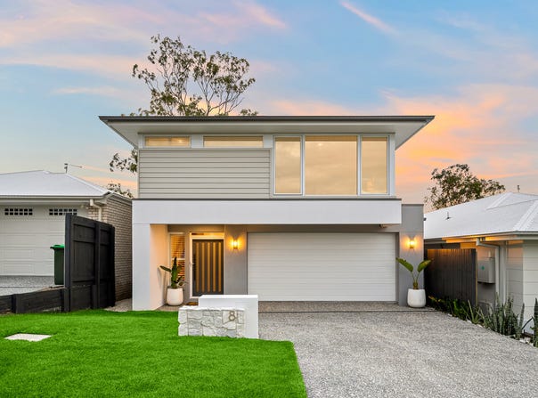 8 Alloway Close, Pallara, Qld 4110