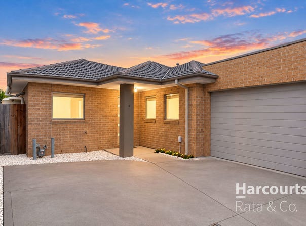 2/49 Peppercorn Parade, Epping, Vic 3076