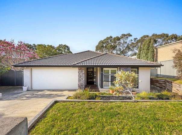 13 St Mirren Drive, Nerrina, Vic 3350
