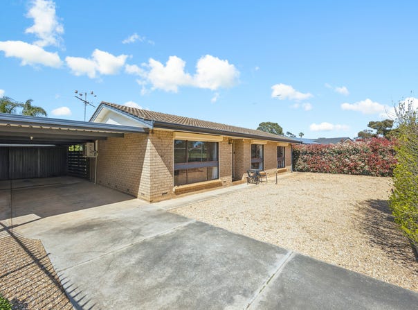 24 Hindmarsh Boulevard, Evanston Gardens, SA 5116