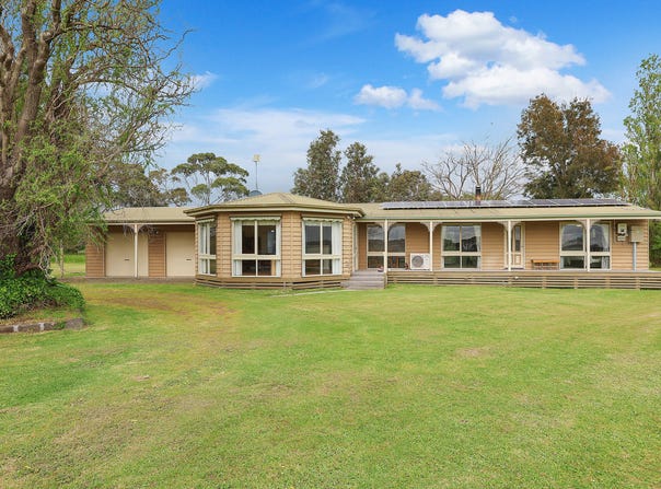 112 Soundrys Road, Elingamite, Vic 3266