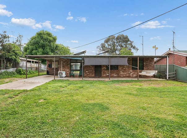17 Anderson Street, Avenel, Vic 3664