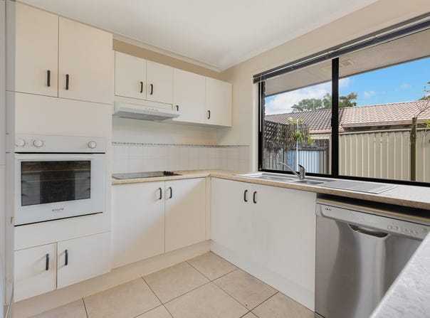 2/69 Covent Gardens Way, Banora Point, NSW 2486