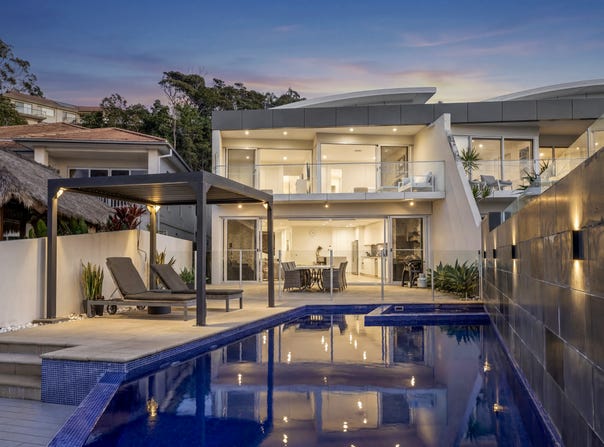 12 Beachfront Close, Sapphire Beach, NSW 2450