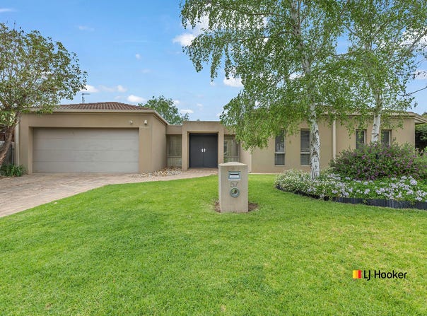 57 Rutley Crescent, Echuca, Vic 3564
