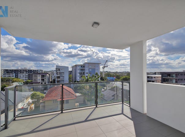 304/24 Zenith Avenue, Chermside, Qld 4032