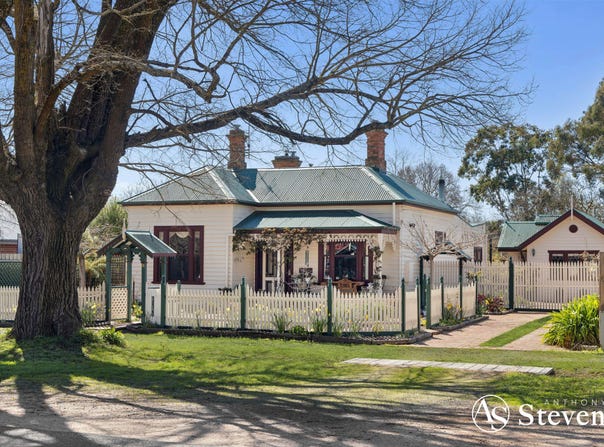 36 Dunsford Street, Lancefield, Vic 3435