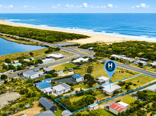16 Scamander Avenue, Scamander, Tas 7215