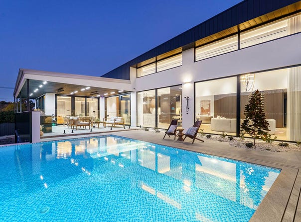 61 Captain Cook Crescent, Griffith, ACT 2603