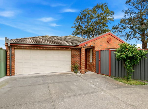 2/170 Blyth Street, Altona, Vic 3018
