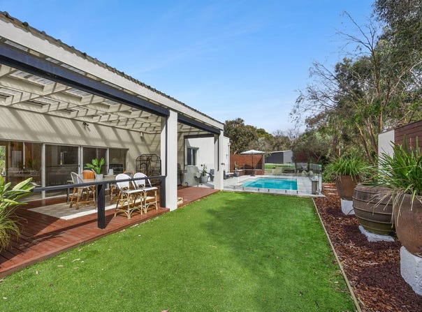 17 Ocean Acres Drive, Torquay, Vic 3228