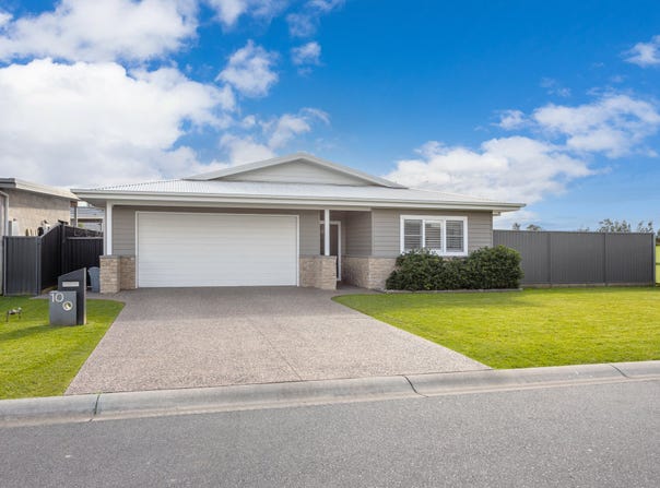 10 Tropicbird Crescent, Old Bar, NSW 2430