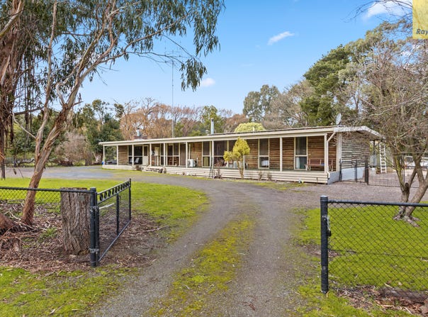832 Ballan-Greendale Road, Greendale, Vic 3341