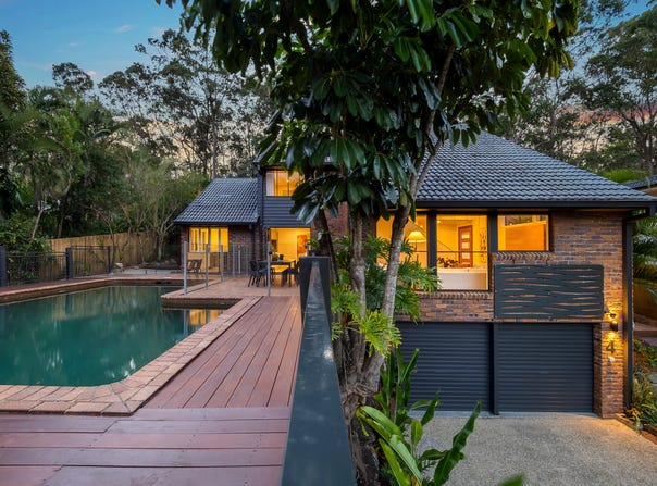 4 Greenhood Street, Indooroopilly, Qld 4068