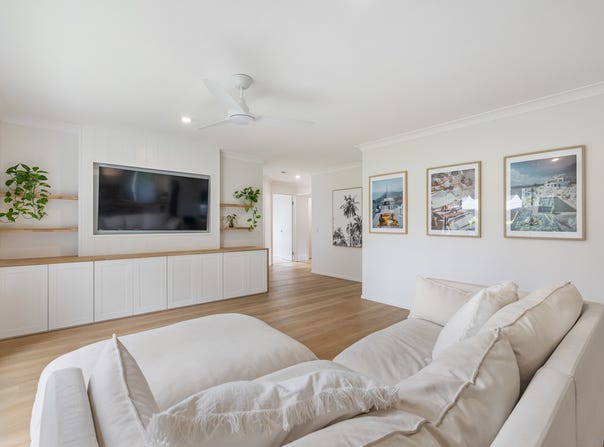 2/17 Mollys Place, Currumbin Waters, Qld 4223