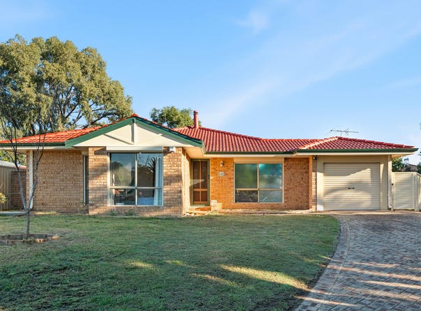 4 Marlborough Close, Greenfields, WA 6210