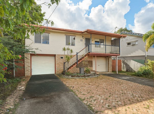 82 Stanley Street, Strathpine, Qld 4500