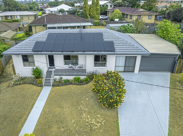 8 McQuade Court, Kearneys Spring, Qld 4350