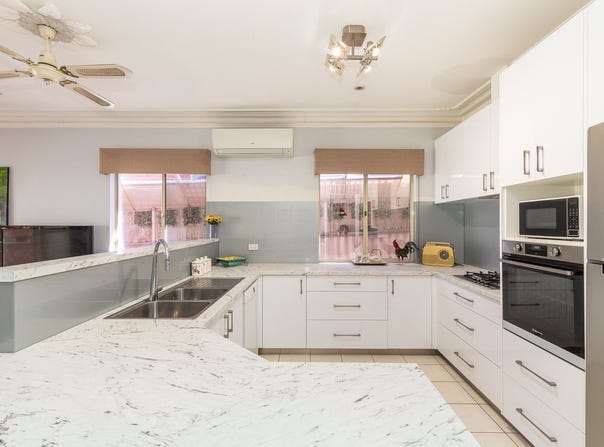 11 Tasman Street, Mount Hawthorn, WA 6016