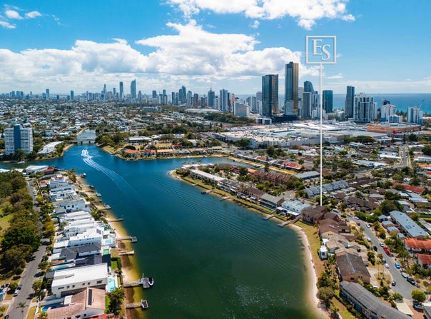 6/10 Aquila Court, Mermaid Waters, Qld 4218