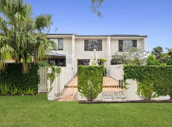 2/2 Barbados Crescent, Noosaville, Qld 4566