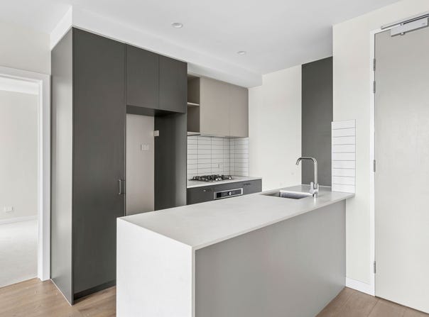 102/104 Colac Road, Highton, Vic 3216