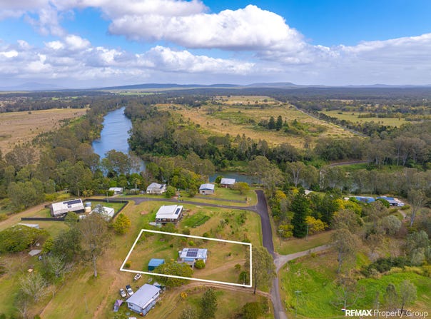 17 Walter Street, Tiaro, Qld 4650
