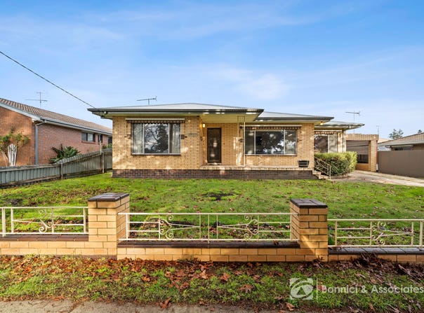 10 Victoria Road, Beechworth, Vic 3747