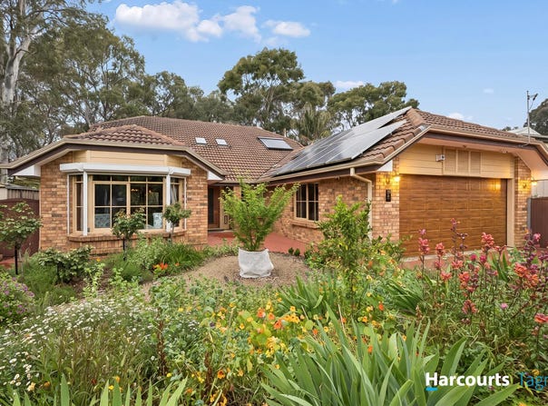 5 College Avenue, Aberfoyle Park, SA 5159