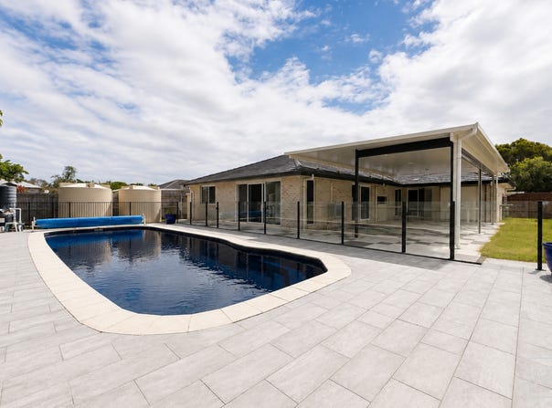 14 Dewdrop Place, Ningi, Qld 4511