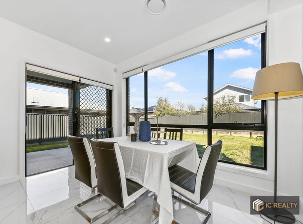 24 Samphire Street, Cobbitty, NSW 2570