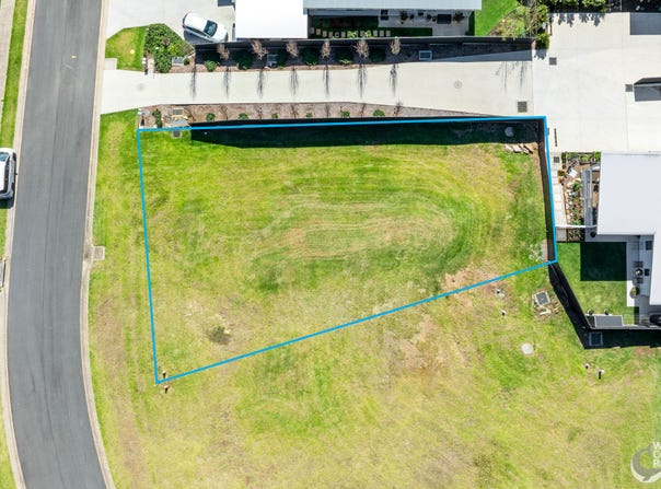 45 Warbler Crescent, North Narooma, NSW 2546