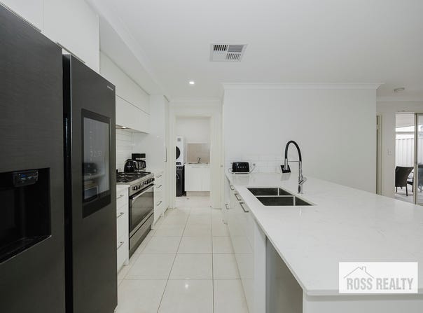 13 Hydra Way, Bennett Springs, WA 6063