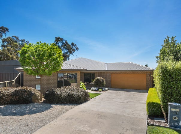10 Bristol Court, Maryborough, Vic 3465
