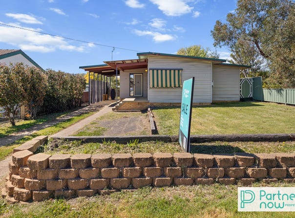 10 Ridge Street, West Tamworth, NSW 2340