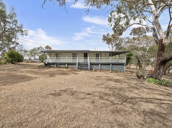 28 Claire Lee Crescent, Kingsthorpe, Qld 4400