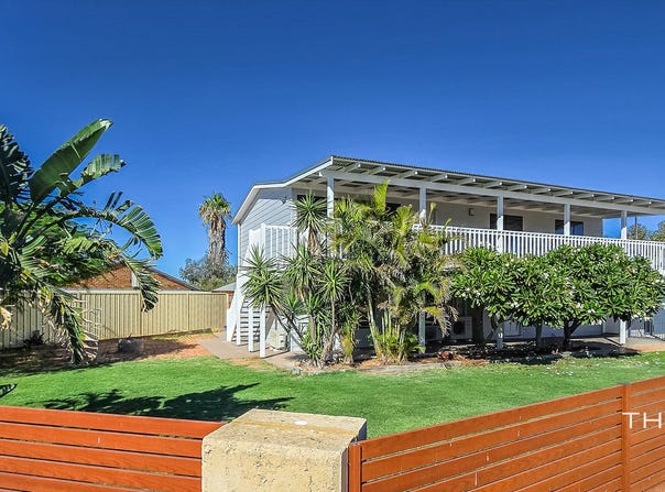 14 Batavia Circle, Kalbarri, WA 6536