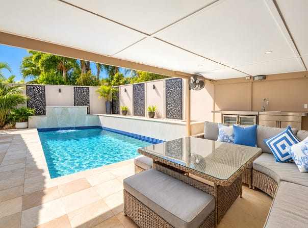 7 Cove Court, Merrimac, Qld 4226